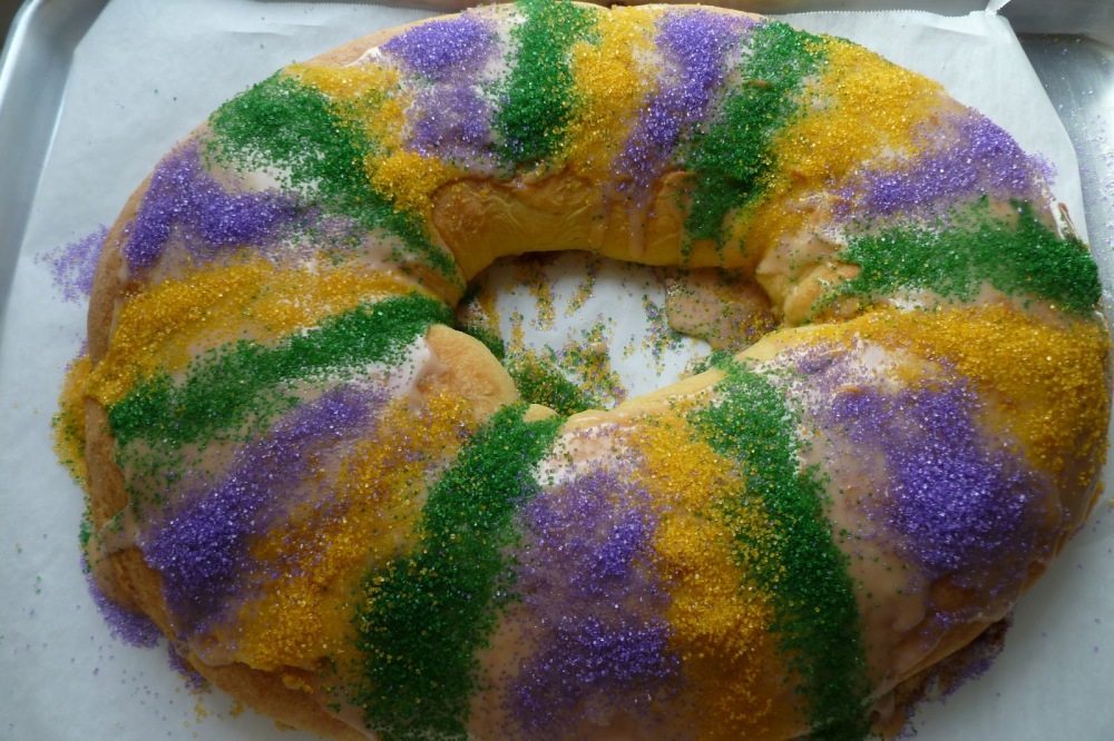 pancake-amazing-cream-king-cake-decorating-idea-with-orange-green-purple-sprinkles-adorable-king-cake-decorating-ideas